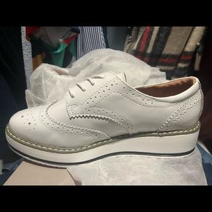 Womens comfy white platform sneakers